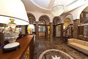 Hotel The Ashbee 5*