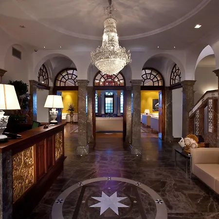 The Ashbee - The Leading Of The World Отель