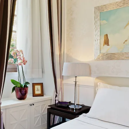 Отель The Ashbee - The Leading Of The World Таормина