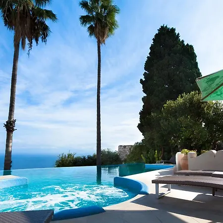 The Ashbee Hotel