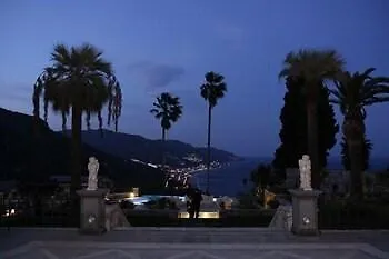 The Ashbee - The Leading Of The World