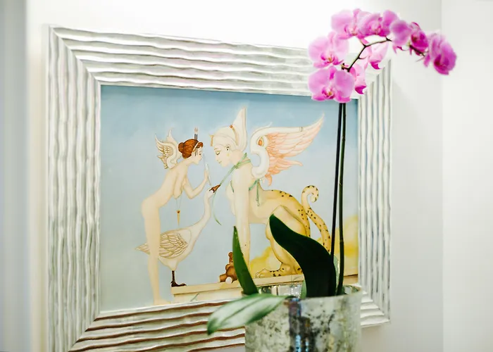 The Ashbee - The Leading Of The World Taormina