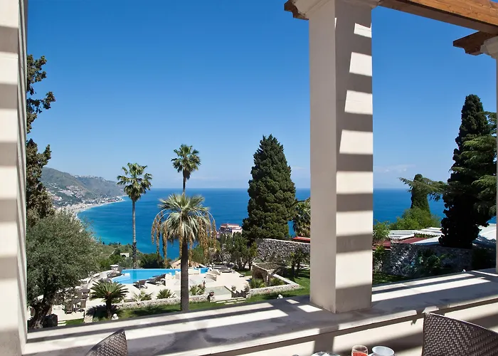 The Ashbee - The Leading Of The World