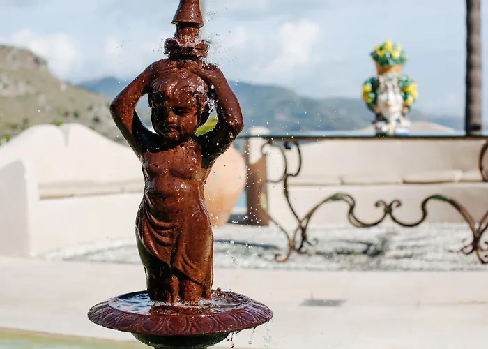 Hotel The Ashbee - The Leading Of The World