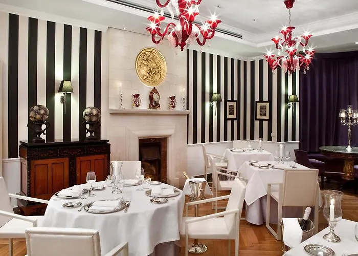 The Ashbee - The Leading Of The World 5*