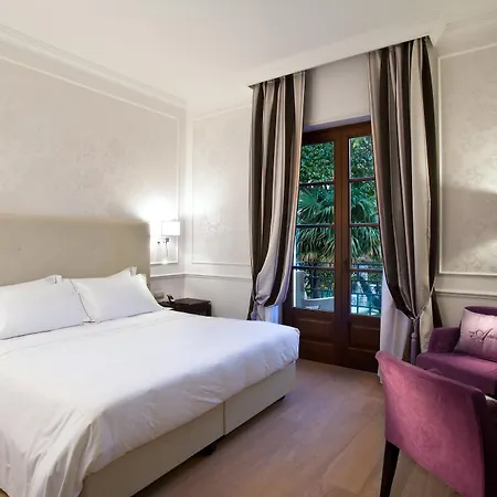The Ashbee Hotel